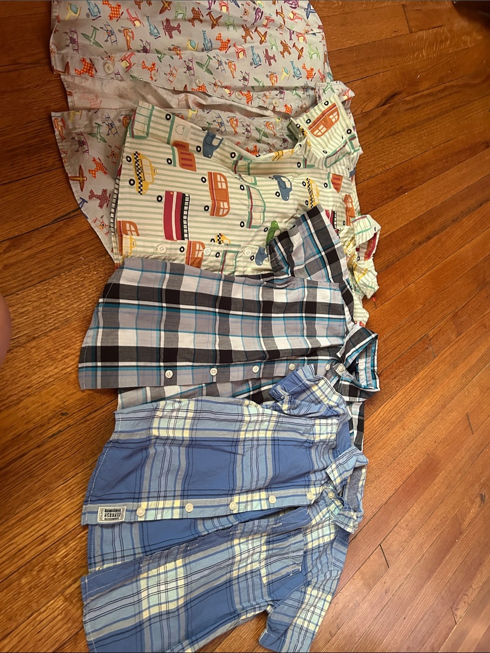Short Sleeve Button-Down Plaid Shirt